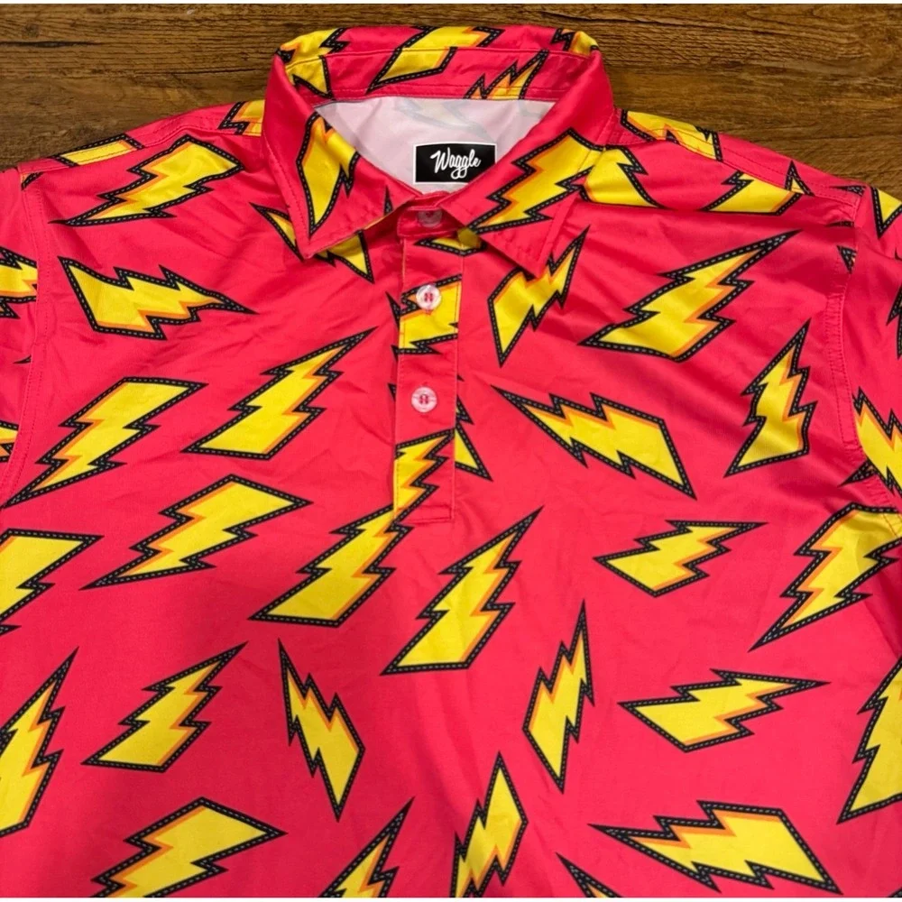 Waggle Red Thunder Lightning Bolts Stretch Performance Golf Polo Shirt Men's M - Picture 1 of 6